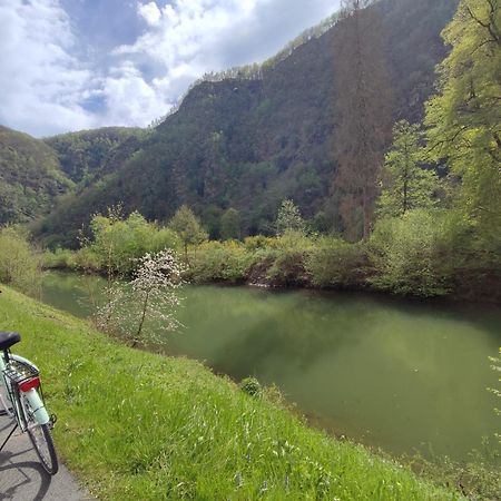 Entre Meuse Et Foret Revin  Esterno foto
