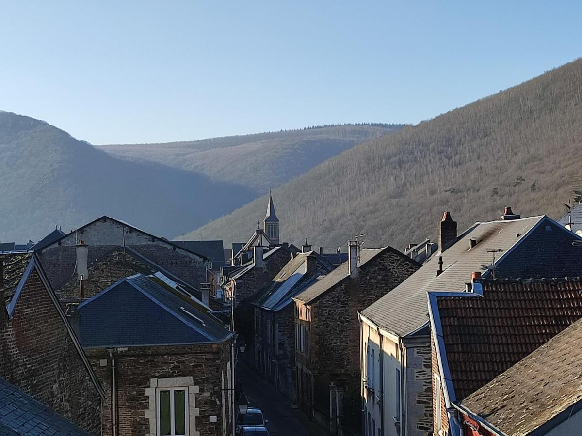Entre Meuse Et Foret Revin  Esterno foto