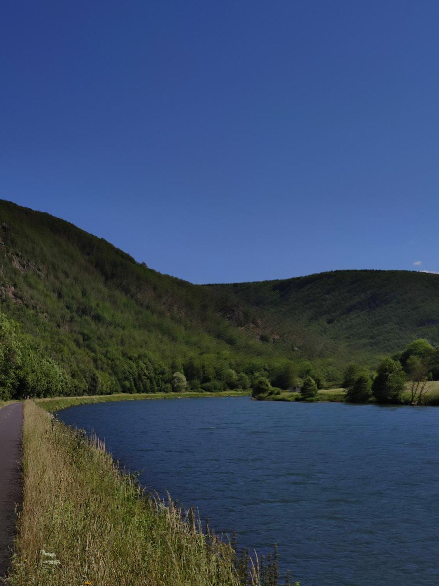 Entre Meuse Et Foret Revin  Esterno foto
